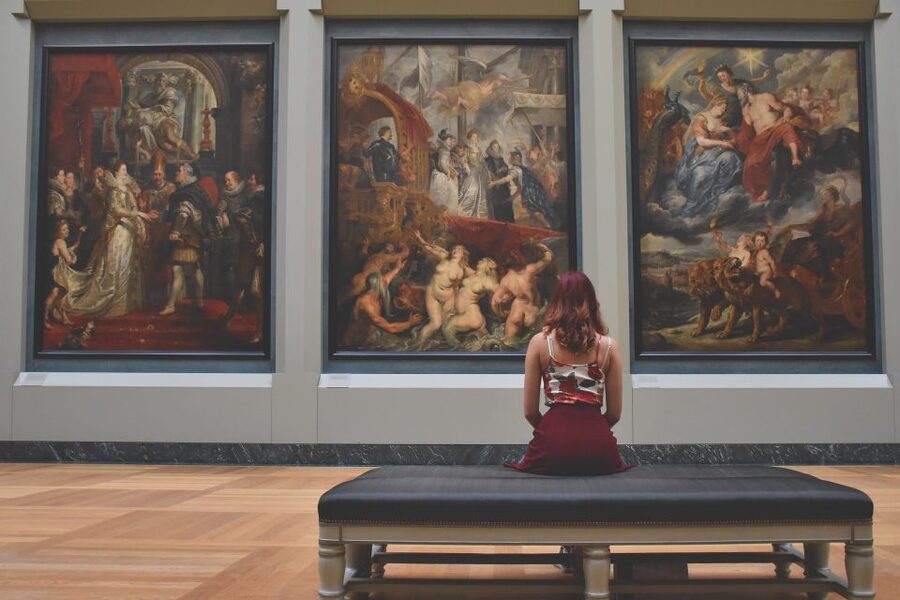 Paris: Louvre Masterpieces Tour with Pre-Reserved Tickets - Starting at Café Le Nemours: the easiest Louvre meetup you’ll find
