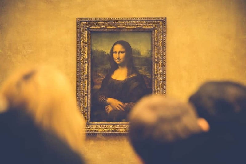Paris: Louvre Museum Entry Ticket and Garden Walking Tour - The smart way to start your Louvre day at the Louvre Pyramid
