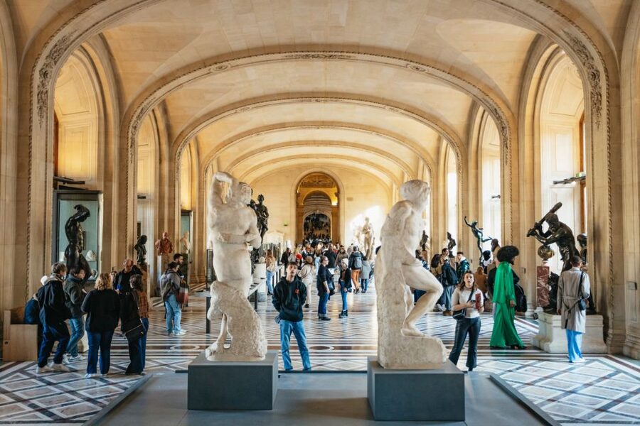 Paris: Louvre Museum Entry Ticket With Host and River Cruise - Price and value: when $100 feels fair, and when it doesn’t