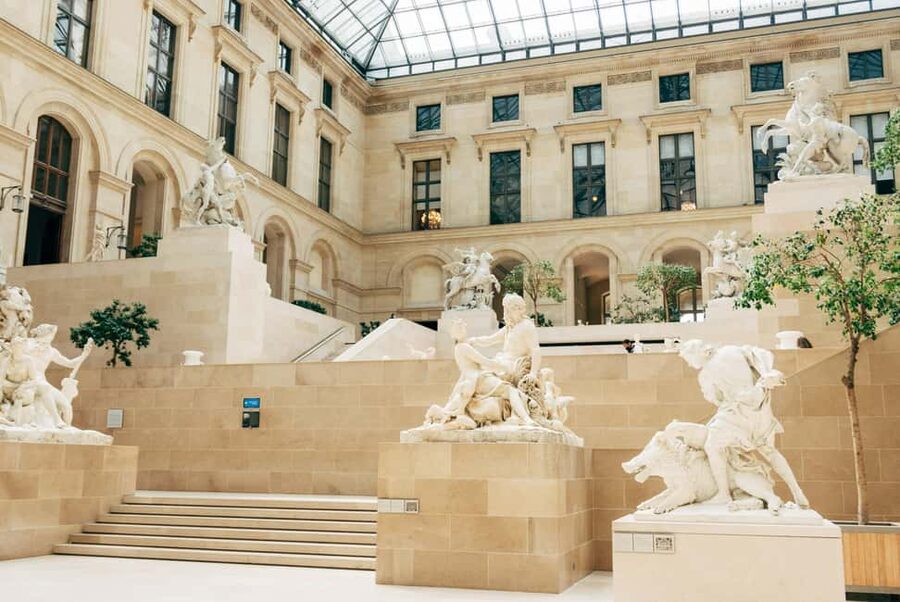 Paris: Louvre Museum First Entrance with host to Mona Lisa - What’s Actually Included (and What Isn’t)