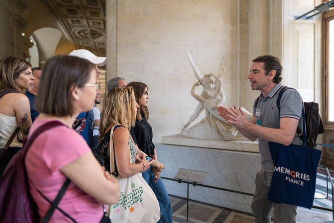 Paris Louvre Museum Must-Sees Guided Tour - Headsets and the art of hearing the guide