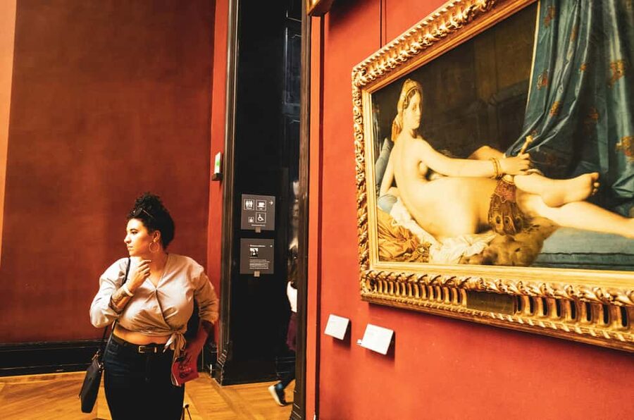 Paris: Louvre Museum & River Cruise Priority Access Tickets - Inside the Louvre: How to See the Big Names Without Feeling Rushed