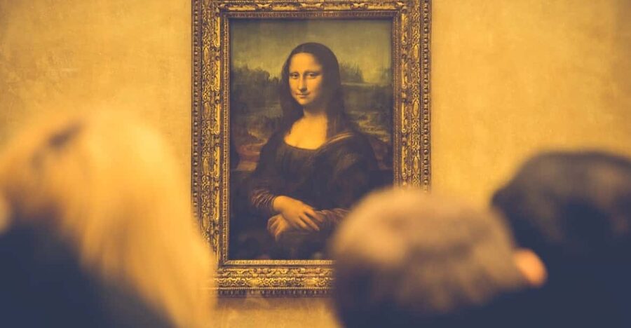 Paris: Louvre Museum Ticket and Mona Lisa Access with Host - Meeting the host at Benlux Duty Free (and why timing matters)