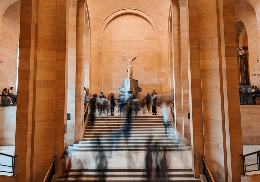 Paris: Louvre Museum Ticket & Exclusive Immersive AudioGuide - Choosing One of 7 Audio Tours: Your Day, With Structure