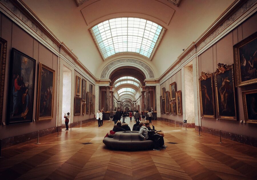 Paris: Louvre Museum Ticket & Exclusive Immersive AudioGuide - Crowds and Timing: Managing the Real Louvre Problem