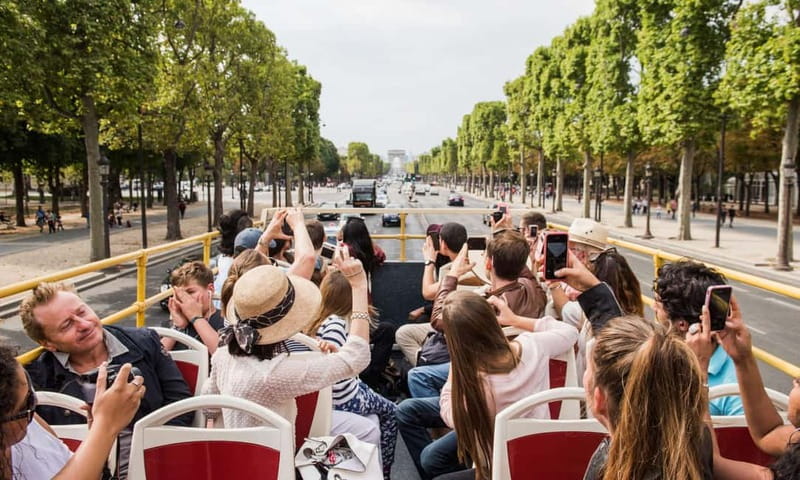 Paris: Louvre Museum Ticket with Audio guide - How the 7 thematic tours help you avoid wandering the wrong way