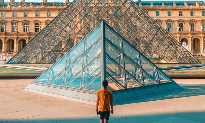 Paris: Louvre Museum Ticket with Audio guide - Download the digital audio guide before you arrive