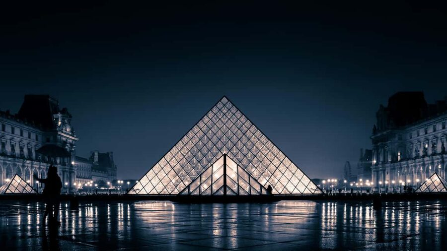 Paris: Louvre Museum Ticket with Optional Hosted - Who This Suits Best: Audio-First Sightseers and Short-Window Travelers