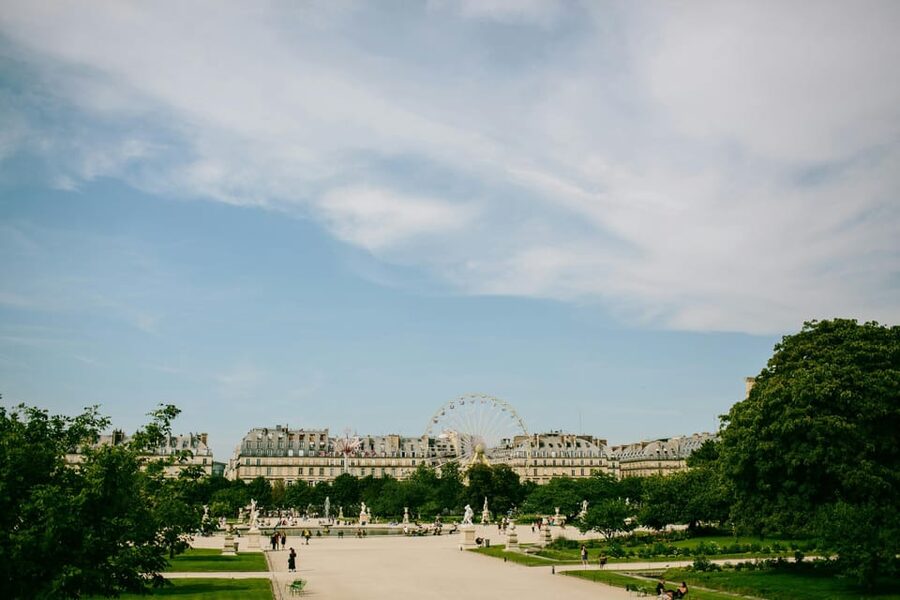 Paris: Louvre Museum Timed Entry Ticket & Pop Culture Tour - Self-Guided Louvre Visit: Use the Digital Guide Like a Roadmap