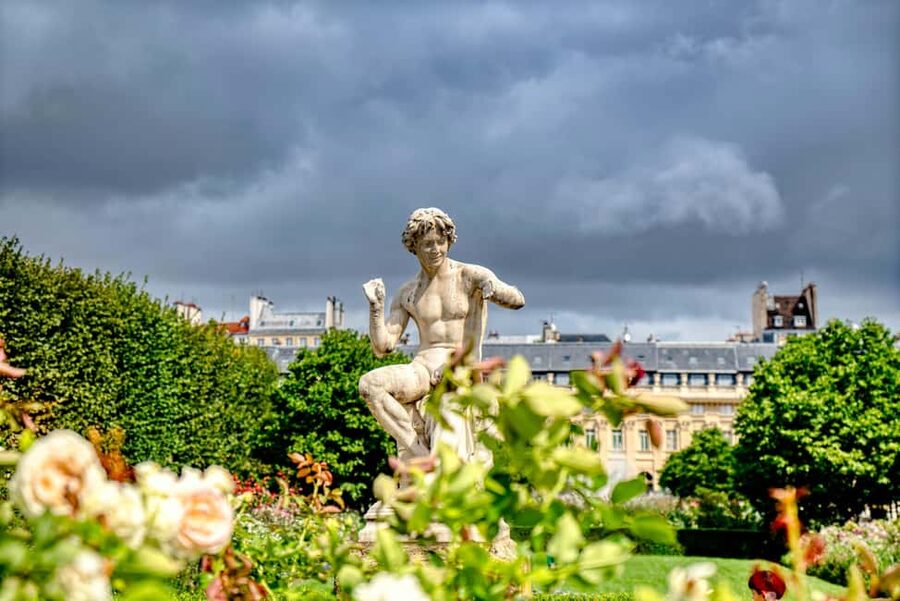 Paris: Louvre Museum Timed Entry Ticket & Pop Culture Tour - What Each Stop Feels Like When You Have Only One Hour