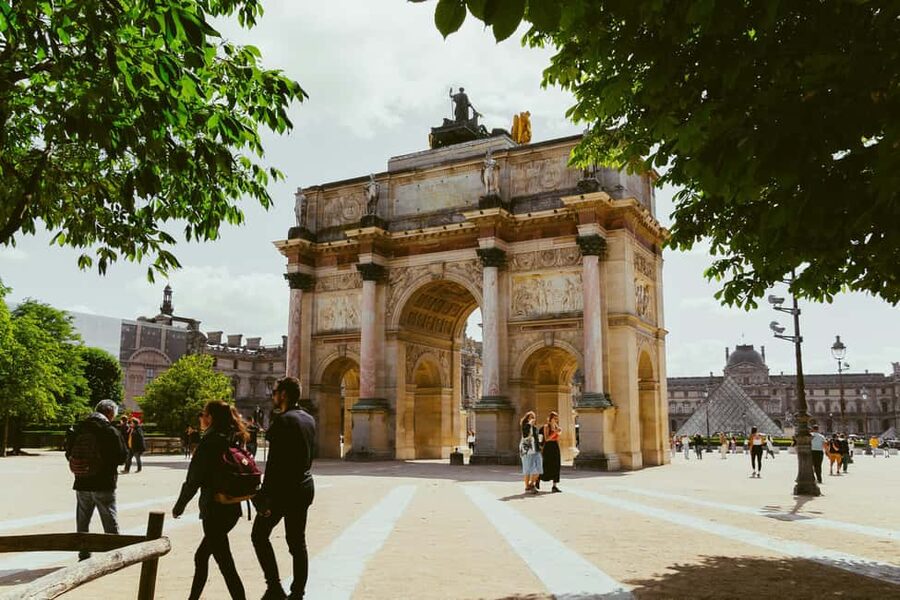 Paris: Louvre Museum Timed Entry Ticket & Pop Culture Tour - Practical Tips So the Tour Feels Easy