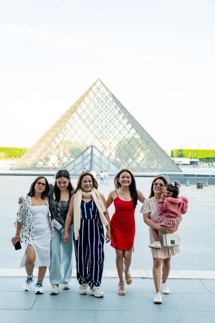 Paris: Louvre Photo Shoot - Meeting at Place Colette: Paris Prep Without the Guesswork
