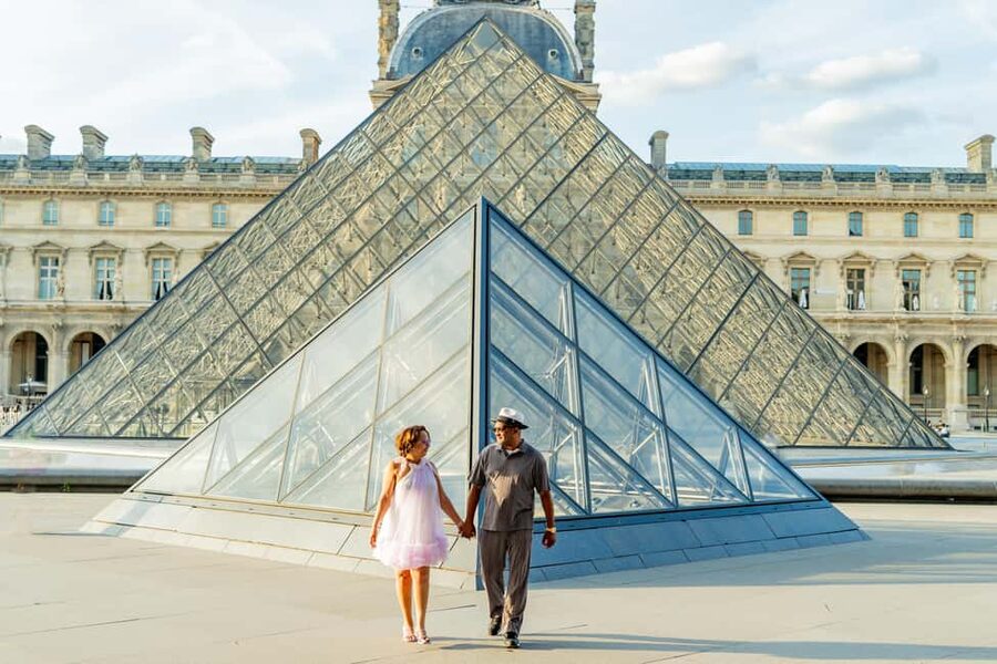 Paris: Louvre Photo Shoot - How the Shoot Feels: Relaxed, Directed, and Actually Fun