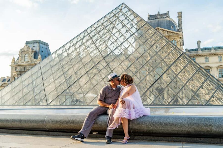 Paris: Louvre Photo Shoot - Photos You’ll Receive: Edited Images in a Secure Online Gallery