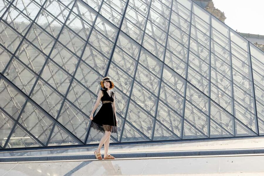 Paris: Louvre Photo Shoot - Should You Book This Louvre Photo Shoot?