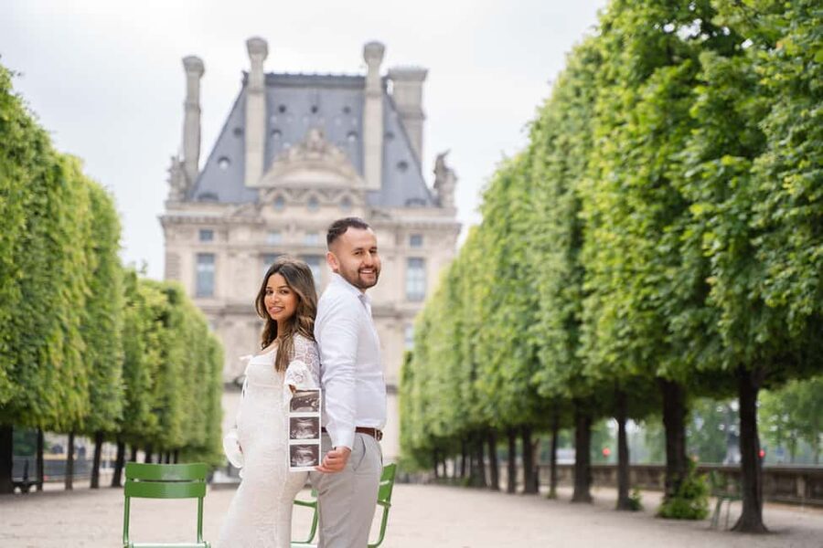 Paris: Louvre photoshoot or Seine bridges Eiffel Tower walk - Key highlights you’ll care about