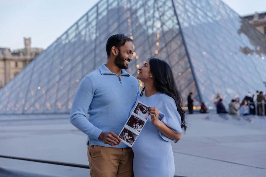Paris: Louvre photoshoot or Seine bridges Eiffel Tower walk - Choosing Your Paris Photo Route: Pont Alexandre, Louvre, Notre Dame, or Eiffel