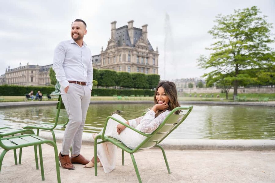Paris: Louvre photoshoot or Seine bridges Eiffel Tower walk - Pont Alexandre and the Eiffel-in-frame bridge shots