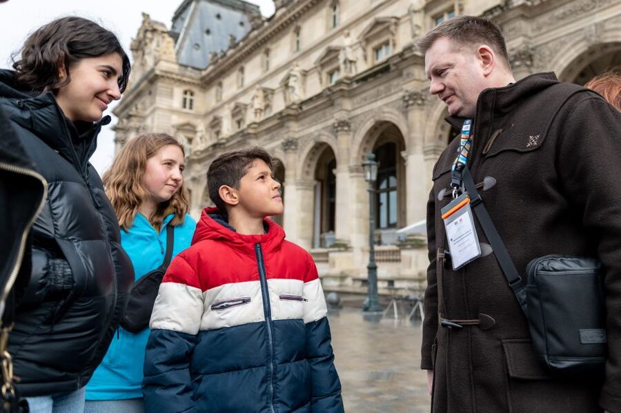 Paris: Louvre Private Family Tour for Kids + Reserved Entry - Key highlights that make this Louvre family tour work