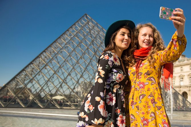 Paris Louvre PRIVATE TOUR with a Local Private Guide - More than the top 3: Delacroix, Michelangelo, and Napoleon’s painting