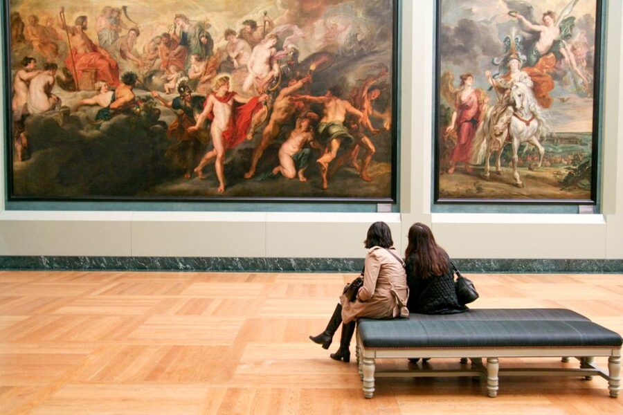Paris: Louvre Reserved Ticket and River Cruise Combo - Quick hits