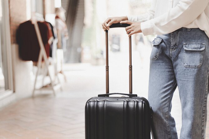 Paris: Luggage Storage close to Louvre Museum - Where to Fit This Into Your Louvre-Area Day