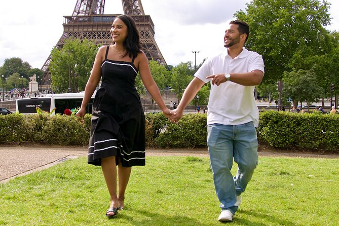 Paris Luxury Private Professional Photoshoot at the Eiffel Tower - Timing, Footwear, and Weather: Make It Smooth
