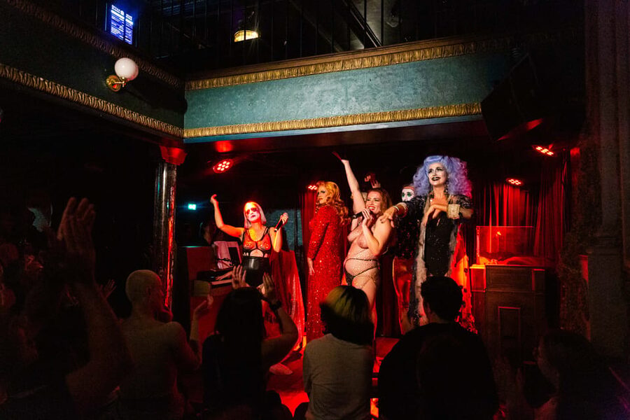 Paris: Madame Arthur Cabaret Show Ticket - The late-night extras: Minima Geste and the second show (11pm and beyond)