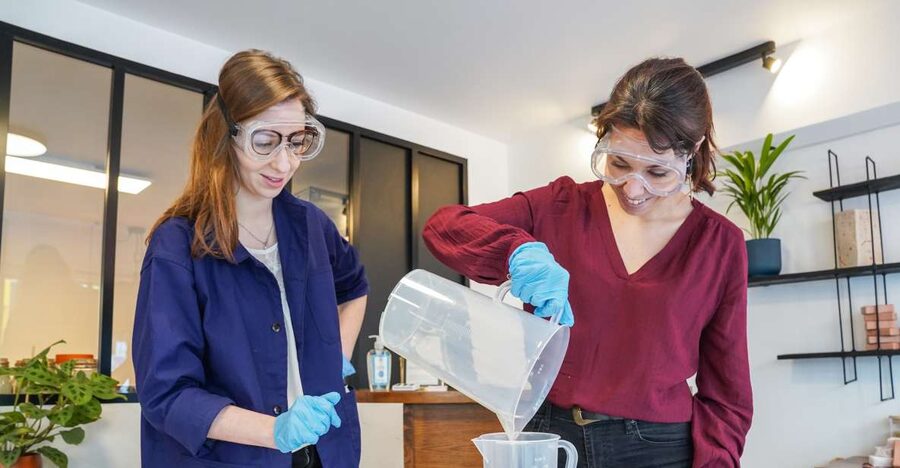 Paris: make your own soap in a french workshop - Cold Saponification: The Technique You’ll Learn (and Actually Use)
