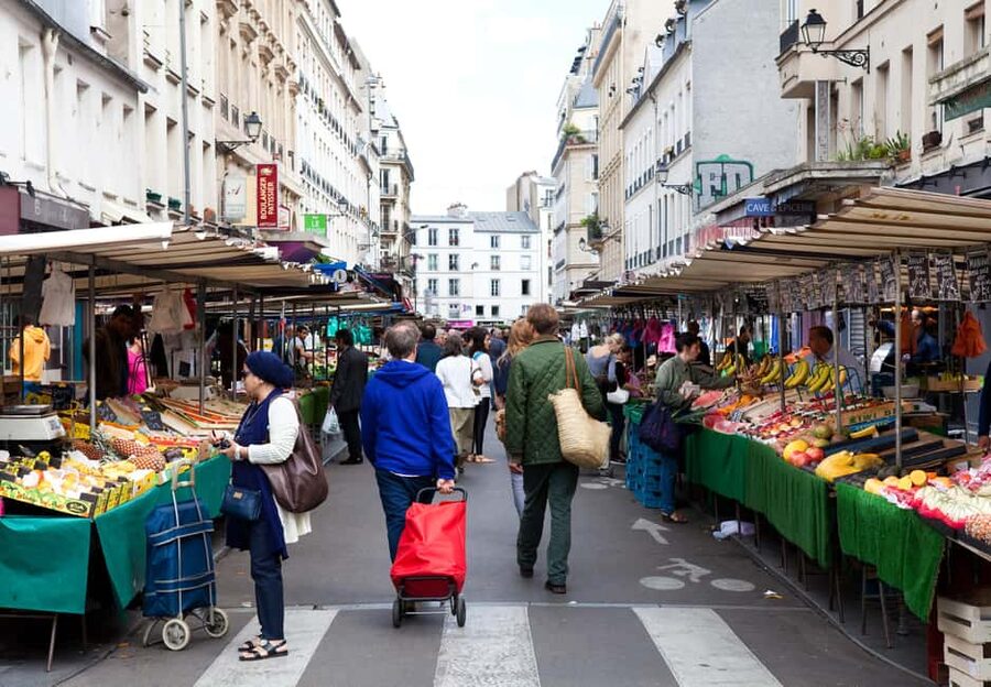 Paris Marais Bike Tour with Cheese & Sweet Tastings - Île de la Cité and Notre-Dame: sightseeing with a food breather