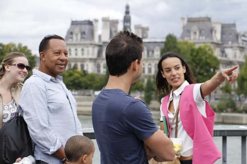 Paris: Marais without crowds. Guided Tour. - Place des Vosges and Victor Hugo: where you learn to read the street