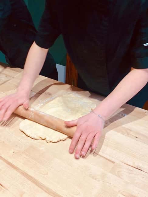 Paris: Millefeuille baking class with a chef - Taking It Home: Packaging That Protects Your Work
