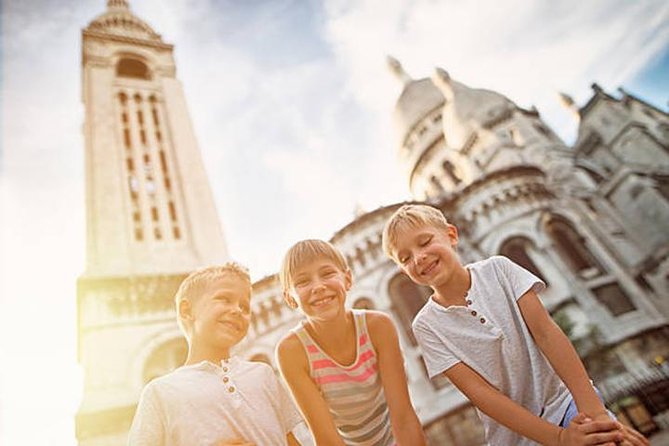 Paris: Montmartre and Sacre Coeur Private Tour for Kids and Families - Why Montmartre works so well for families