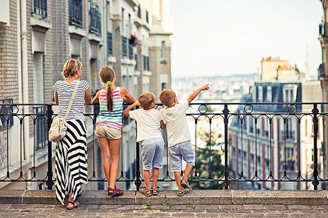 Paris: Montmartre and Sacre Coeur Private Tour for Kids and Families - Montmartre basics: windmills, vineyards, and art you can picture