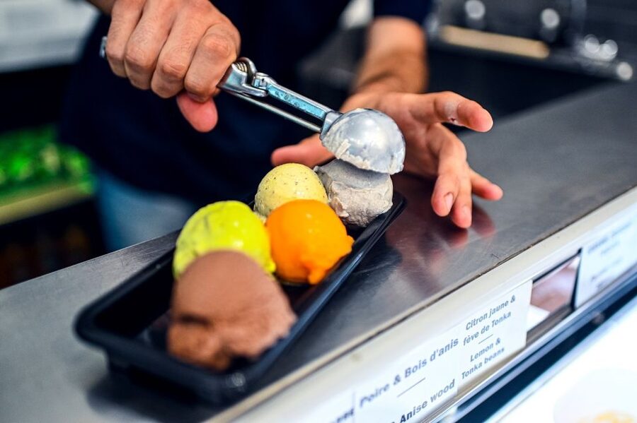 Paris: Montmartre Chocolate & Pastries Tour with 8+ Tastings - The 150-Minute Plan Through Montmartre’s Sweet Streets