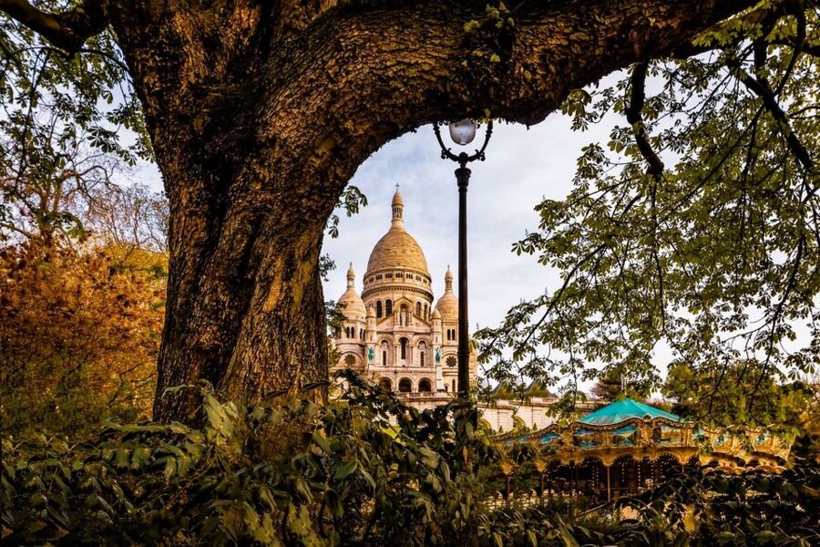 Paris: Montmartre Culture and Local Pastries Walking Tour - Meeting at Chez Ginette (Lamarck–Caulaincourt area)