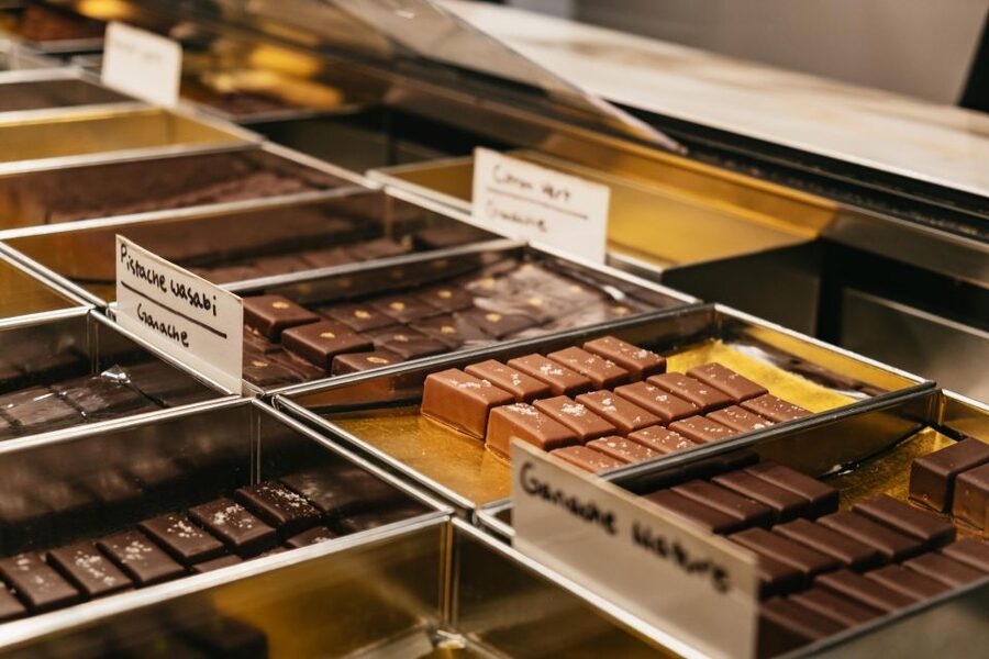 Paris: Montmartre Food and Wine Guided Tour - Key highlights worth planning around