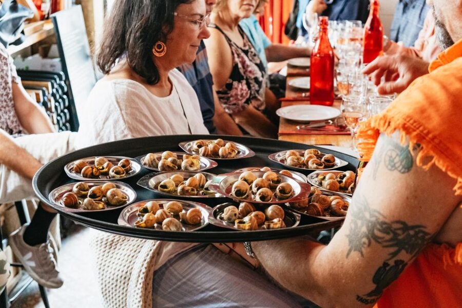 Paris: Montmartre Food and Wine Guided Tour - The savory route: baguette, charcuterie, cheese, and real standards