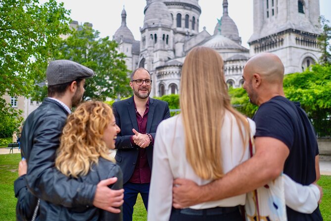 Paris Montmartre Free Walking Tour in English - Where the tour starts (and how to not lose time)