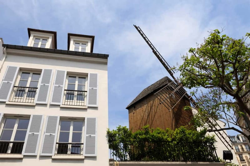 Paris: Montmartre Hidden Gems and Highlights Walking Tour - How strenuous is it really? Hills, narrow streets, and pacing