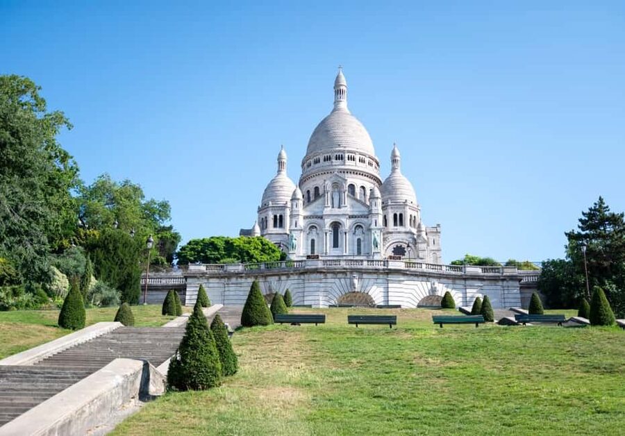 Paris: Montmartre, Notre-Dame, & Louvre Tour with Cruise - Key highlights worth your attention