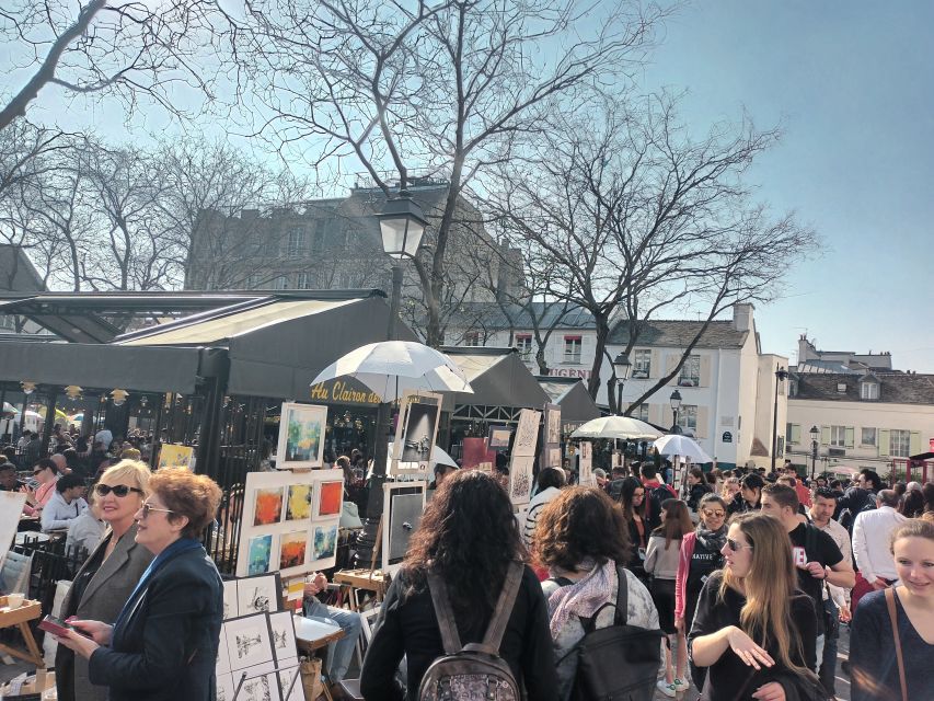 Paris: Montmartre Private Guided Tour & River Cruise Option - Vines of Clos Montmartre and the wind-down toward the classics