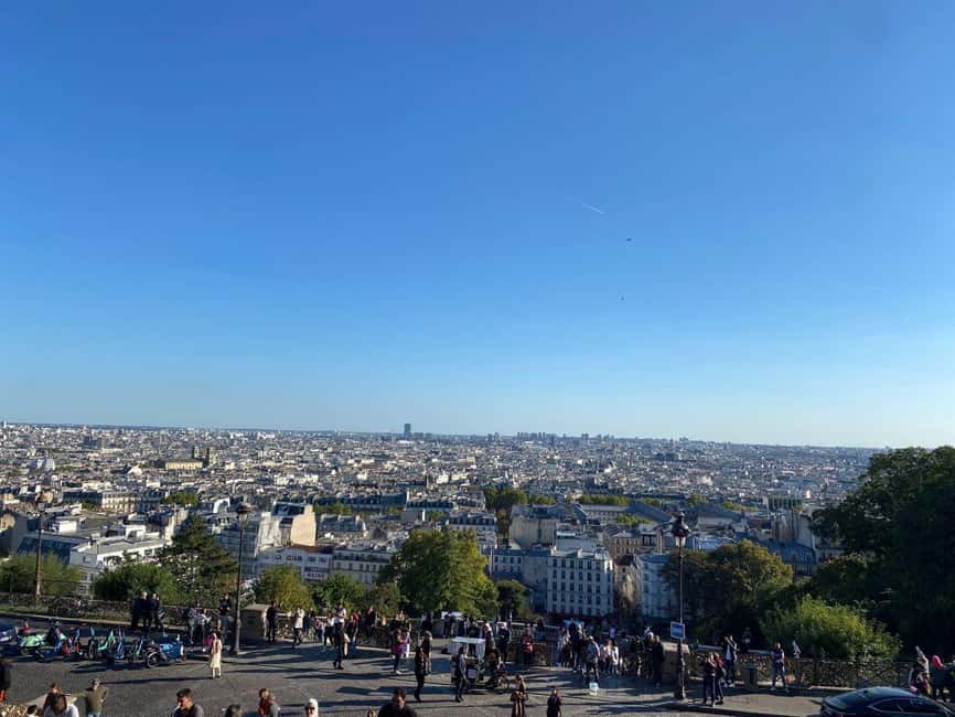 Paris: Montmartre Private Guided Tour & River Cruise Option - The Seine cruise option: flexible Bateaux Parisiens ticket from near the Eiffel Tower