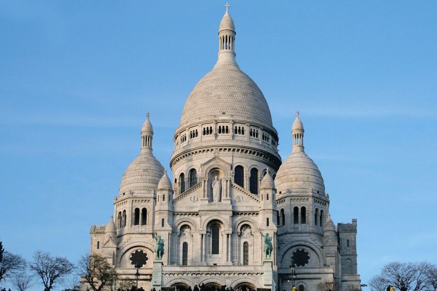 Paris: Montmartre Private Guided Tour & River Cruise Option - Sacré-Cœur Basilica: the viewpoint climb that feels worth it