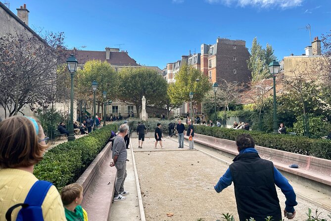 Paris Montmartre Walking Tour: Art & Rebel Legacy - Small Group - What to do after: photos, viewpoints, and a smart next meal