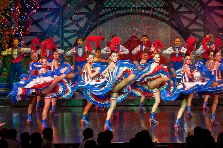 Paris: Moulin Rouge Cabaret Show Ticket with Champagne - Stage design, music, and performances: what you’ll actually see in Féerie