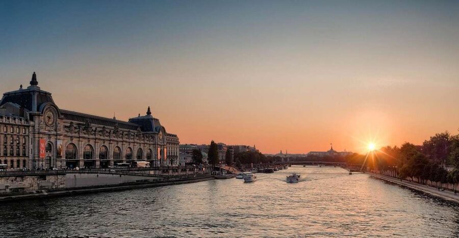Paris: Musee d'Orsay Private Guided Tour - The museum’s setting (and why those animal statues matter)