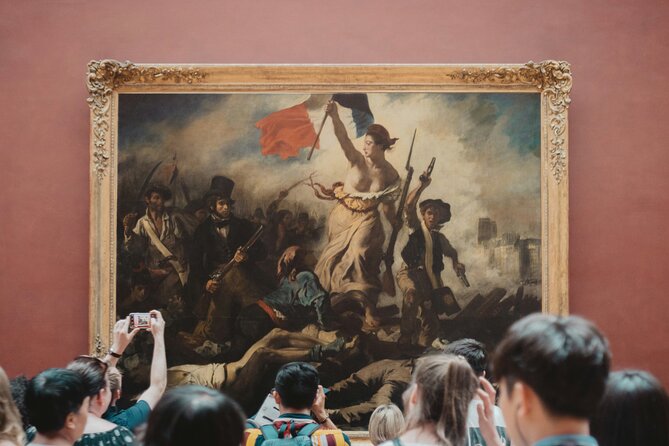 Paris: Night at the Louvre 6-people Max Guided Experience - Small Group of 6: What It Changes for Your Experience
