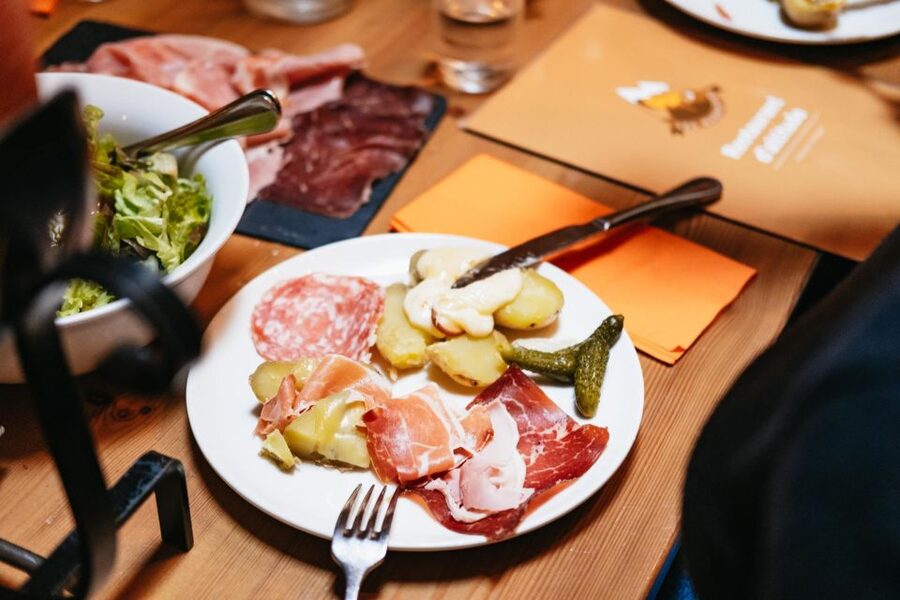 Paris: No Diet Club - Winter Unlimited Cheese Tour ! - The Alsatian flamekueche stop: a cheesy detour worth making