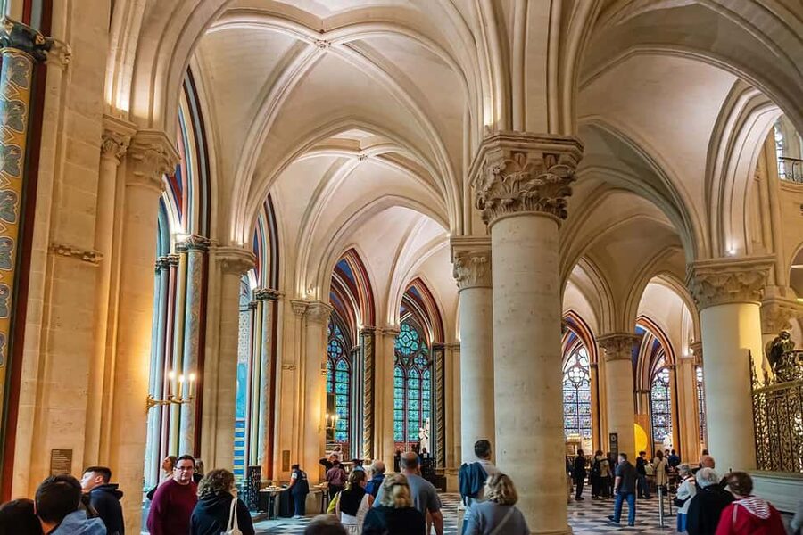 Paris: Notre-Dame Cathedral and Sainte-Chapelle Guided Tour - Location and Meeting Point: Easy Start, Clear Directions